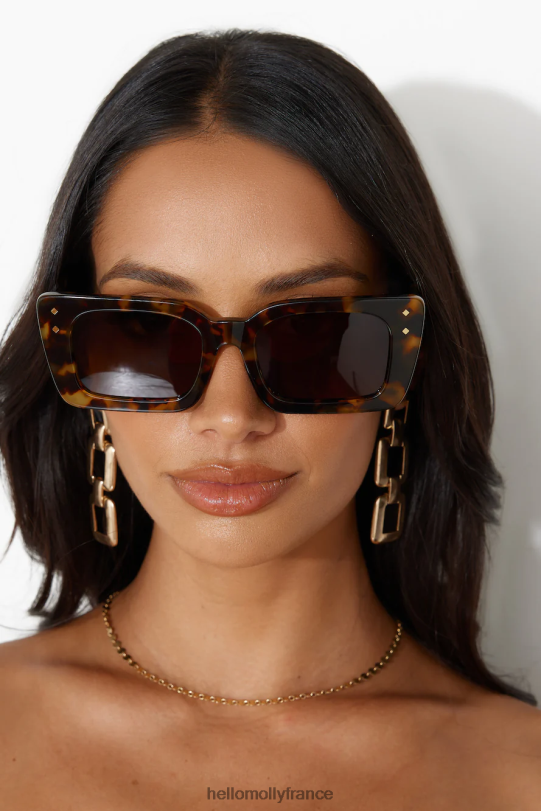Hello Molly banbe les lunettes de soleil candice cloud tort choc accessoires 40222H10192