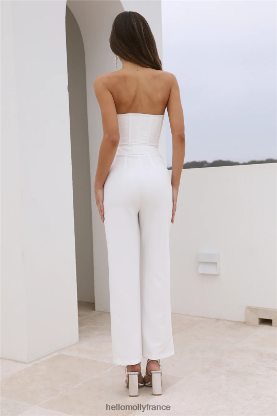 Hello Molly j\'ai envie de nous recadrer en blanc vêtements 40222H8106