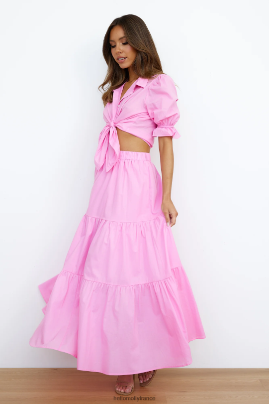 Hello Molly le styliste a mis du rose vêtements 40222H6364