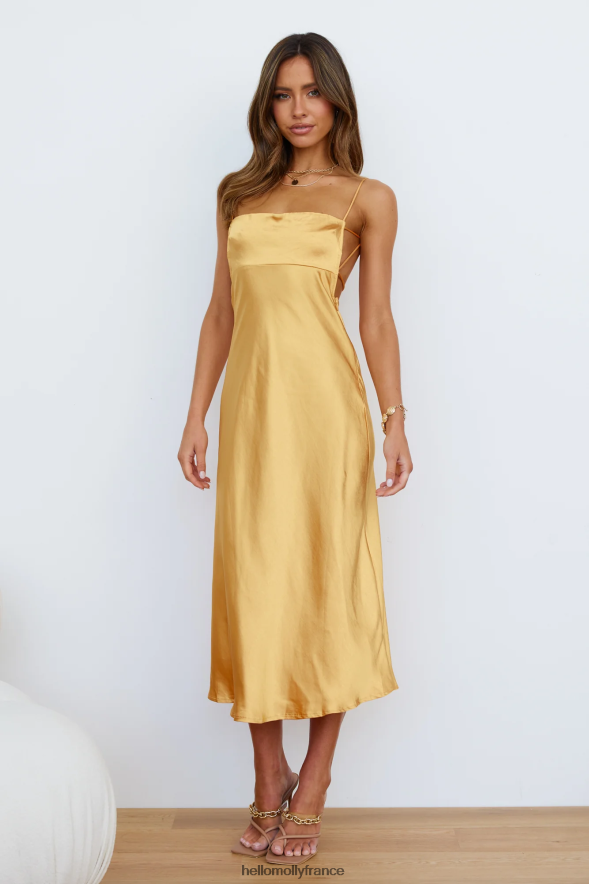 Hello Molly vêtements aucun conseil robe midi mango 40222H4234